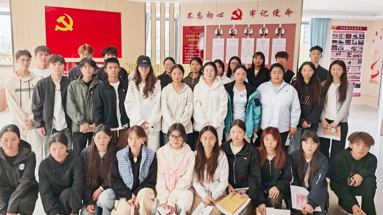 夯实团务基础，赋能青春领航 | best365官方网站举办2025级新生团支部书记履职能力提升培训